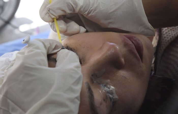 Microblading_des_sourcils_:_est_ce_vraiment_rentable_?